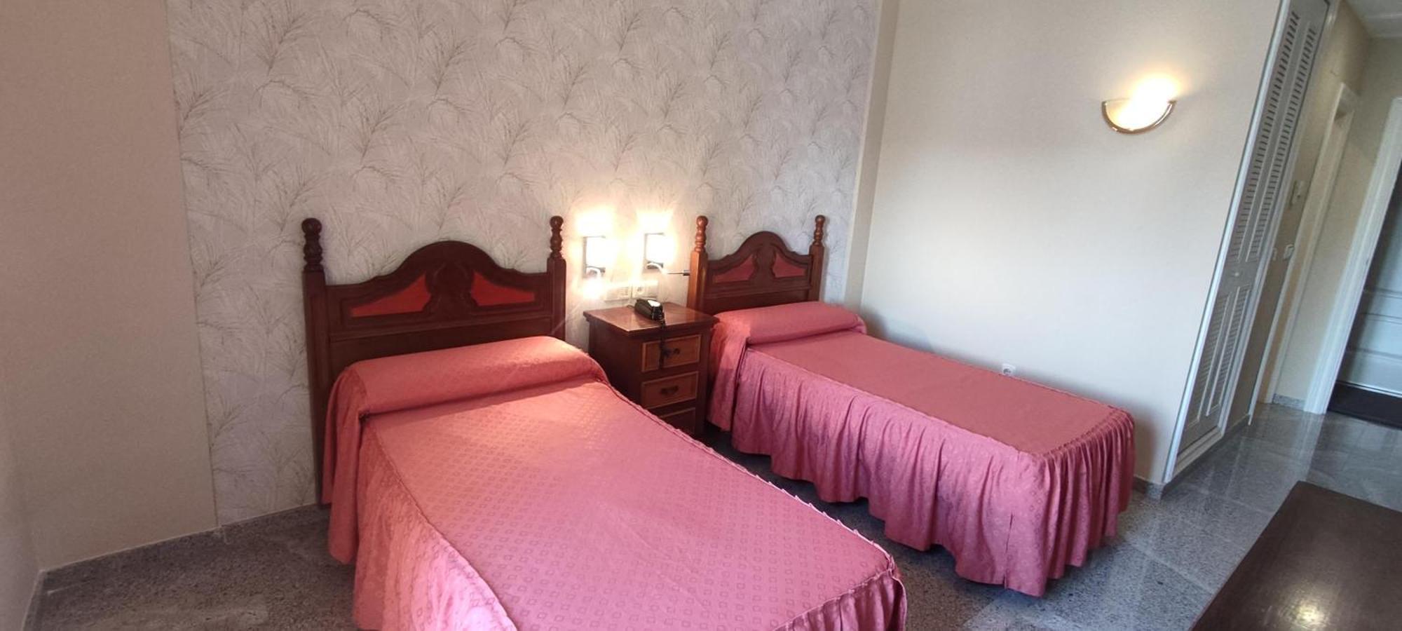 Hotel El Doncel Атарфе Экстерьер фото
