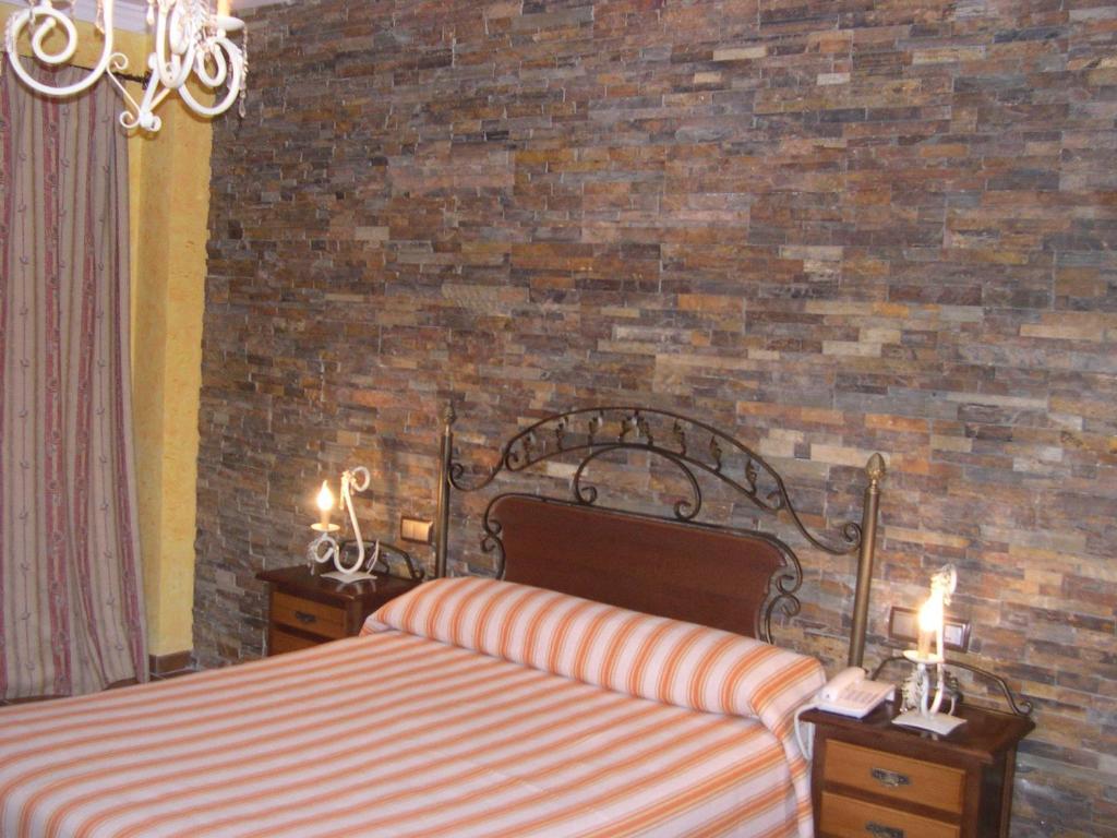 Hotel El Doncel Атарфе Экстерьер фото